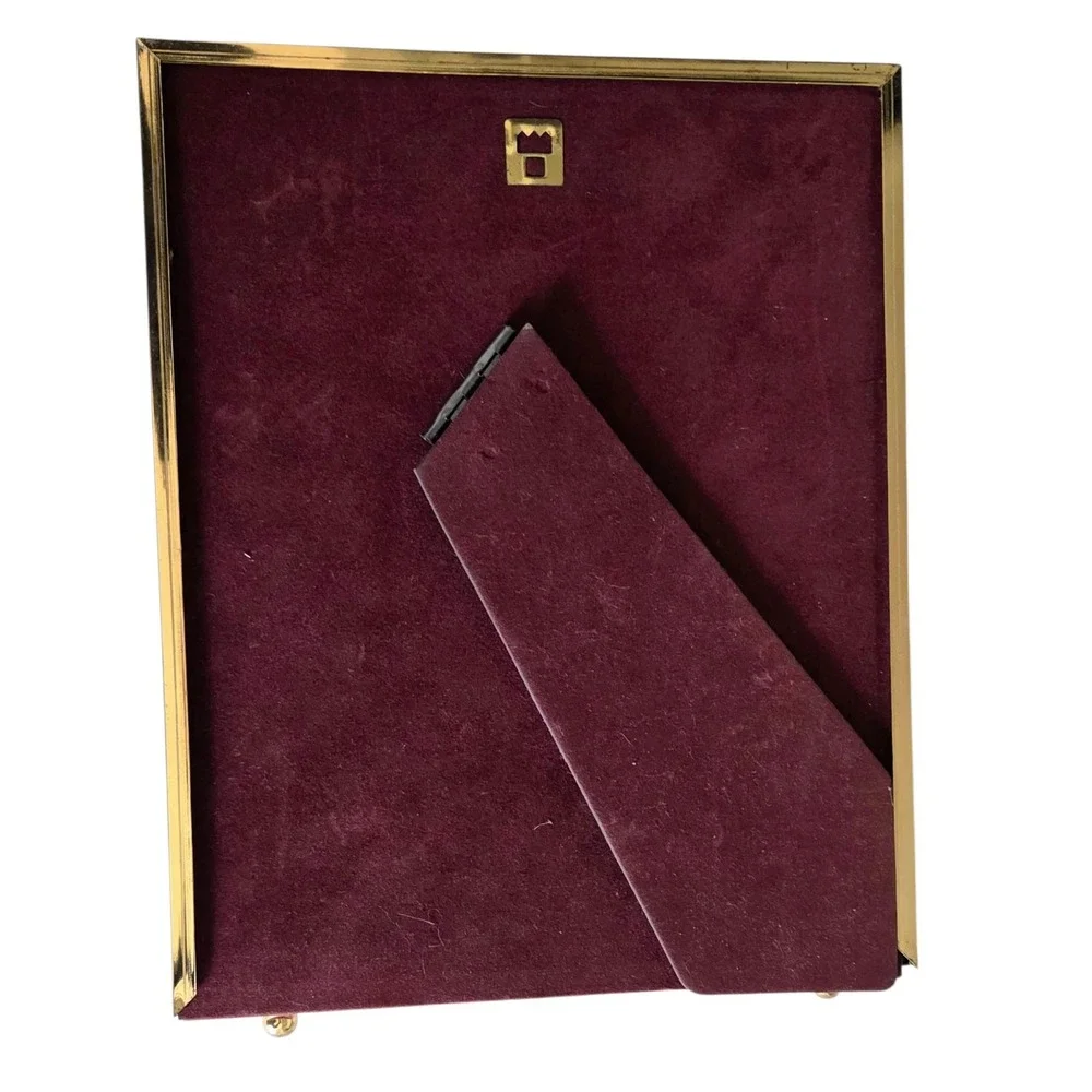 Vintage Etched Scroll‎ Brass Picture Photo Frame 8x10 Shiny Gold Tone Footed MCM